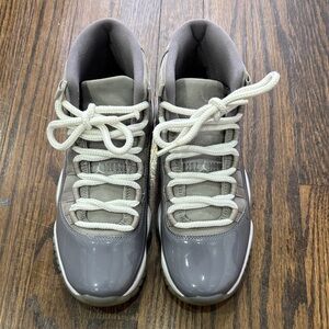 Jordan Kids Sneakers in Gray and White